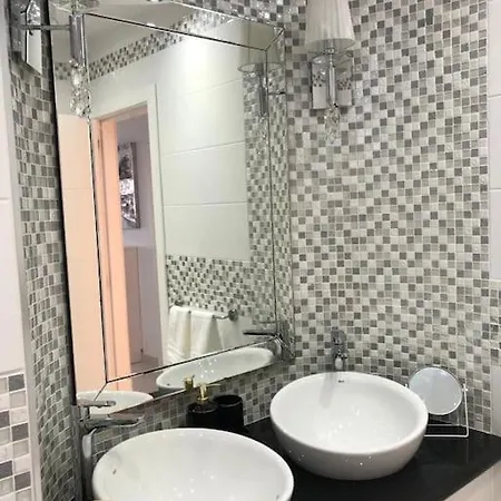 Apartment Con Impresionantes Vistas Y Piscina