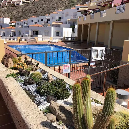Con Impresionantes Vistas Y Piscina דירה