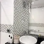 Con Impresionantes Vistas Y Piscina * Адехе