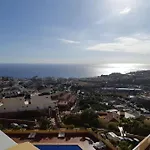 Апартаменти Con Impresionantes Vistas Y Piscina *