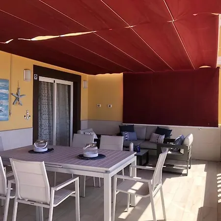 Con Impresionantes Vistas Y Piscina Apartman Costa Adeje (Tenerife)