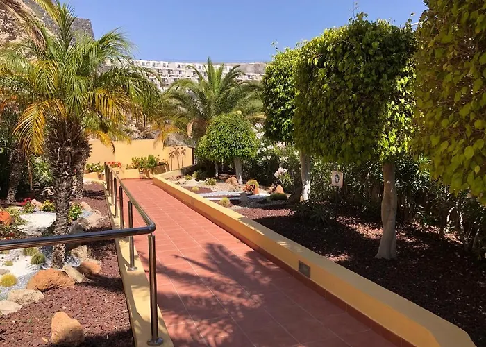 Apartment Con Impresionantes Vistas Y Piscina *